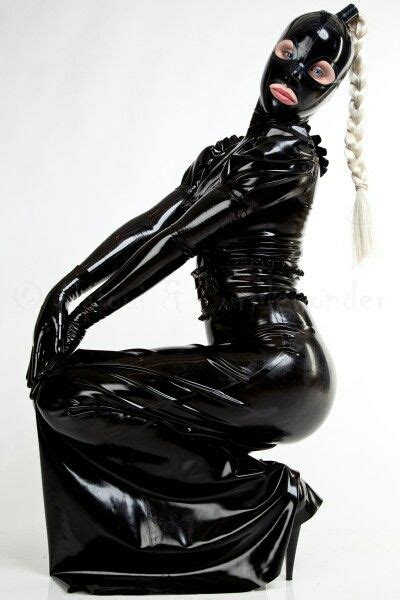 1000 Images About Gummi Und Latex On Pinterest Woman