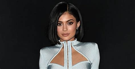 Novo Visual Kylie Jenner Completa 19 Anos E Radicaliza No Visual