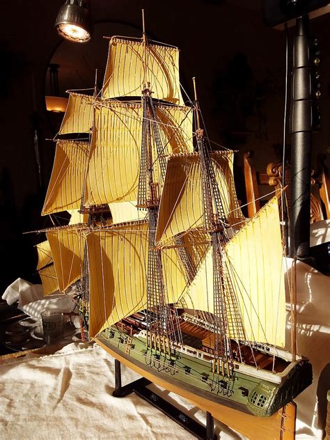 Jolly Roger Pirate Boat Plastic Model Sailing Ship 1 130 Scale