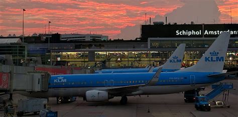 schiphol goedkoper  directe concurrenten vliegtuig volgen met vliegtuig radar