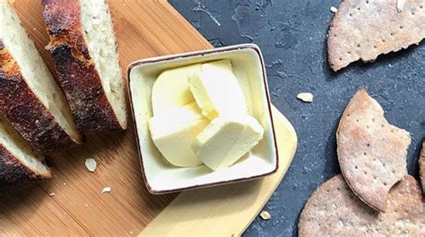 brood en boter yoghurt diy food sandwiches carbs dairy  carb cheese sweet spreads