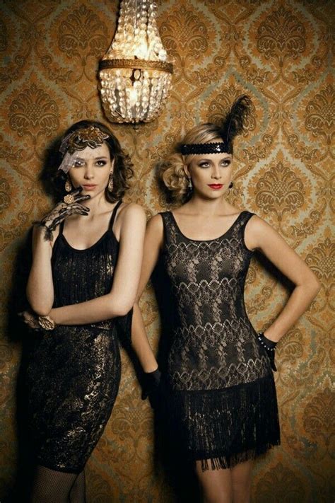 the roaring 20 s was a time of speakeasies burlesque flapper girls and