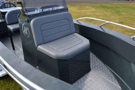 extreme  center console plate boat