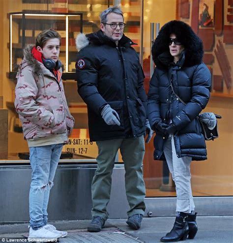 sarah jessica parker and matthew broderick shop with son