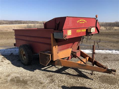 auctiontimecom kelly ryan feed  wagon  auctions