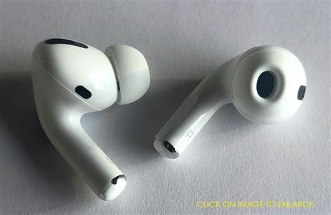 apples airpods   clear market leader  market share eroded  competitors