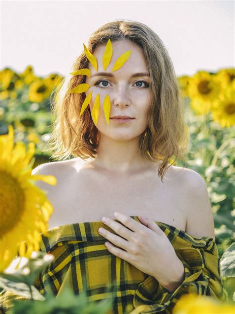 Instagram Photo Ideas Sunflowers Sunflower Field Photoshoot Summer 2018