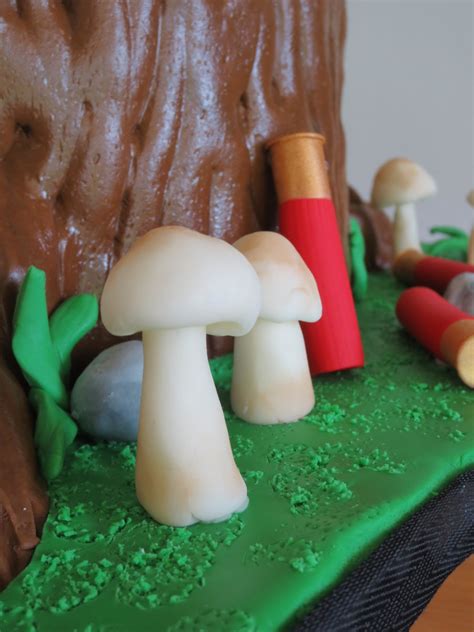 How To Make A Fondant Mushroom Byrdie Girl Custom Cakes
