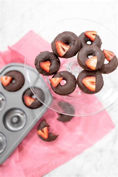 chocolate covered strawberry doughnuts boston chic party strawberry