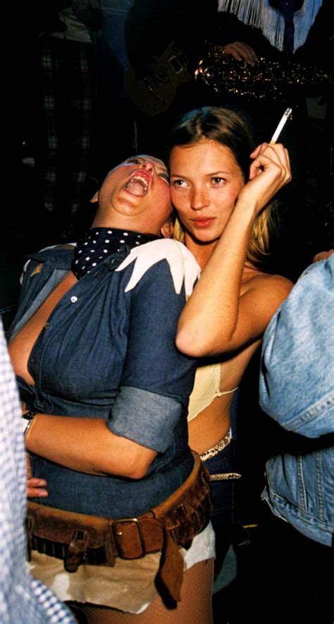 the 22 most 90s pictures of kate moss ever taken supermodels kate