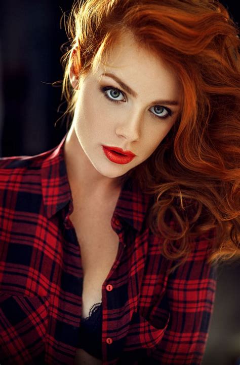 Pin By Nooky Da On Beautiful Redheads Stunning Redhead Beautiful