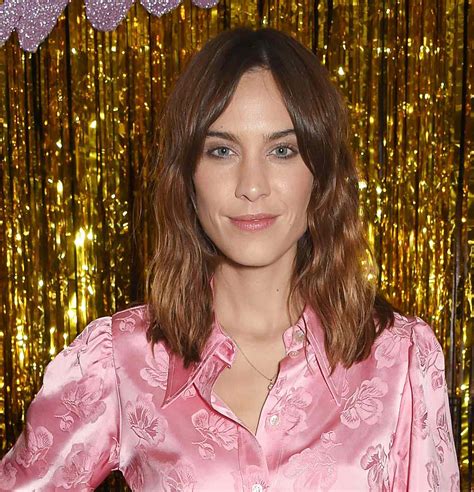The Best Curtain Bangs For Every Hair Type Instyle
