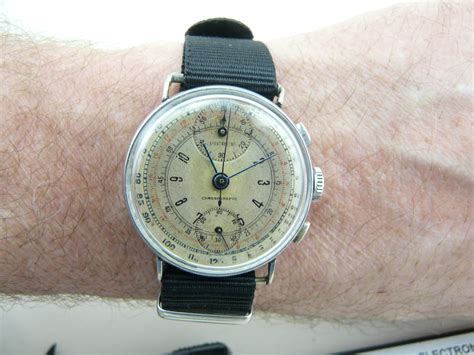 pierce chronograph  beautiful dial  serviced