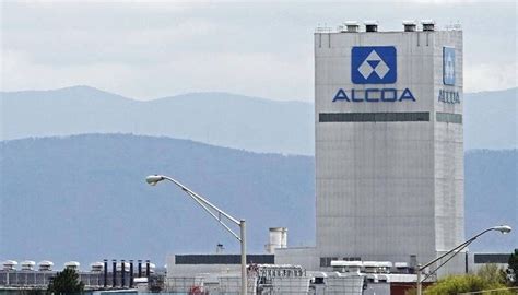 alcoas stock surges    full quarter  standalone company