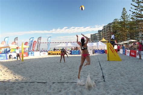 becchara palmer in australian beach volleyball