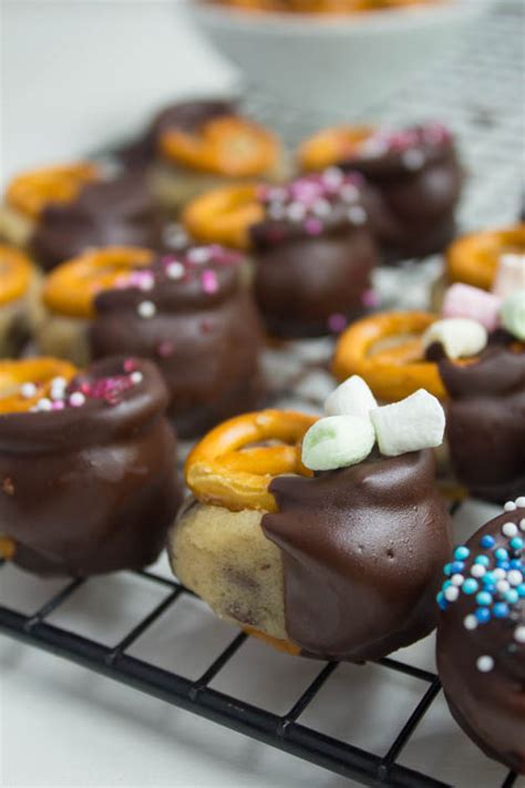 cookie dough pretzel bites törtchen made in berlin