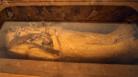 egypt begins restoring king tutankhamun s golden coffin association