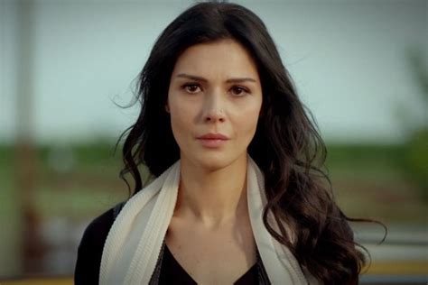 Top 25 Beautiful Actresses Of Turkish Television