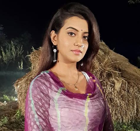 bhojpuri actress akshara singh pics images photos hd wallpapers bhojpuri gallery