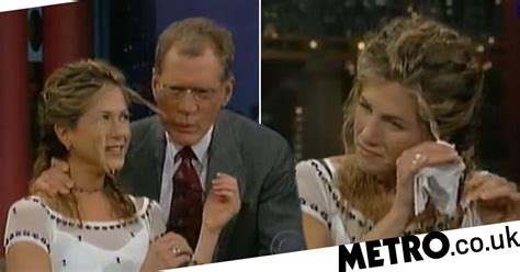 David Letterman Sucks On Jennifer Aniston’s Hair In Interview Metro News