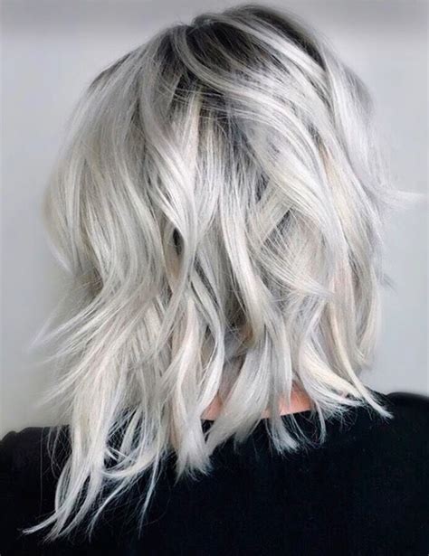 50 platinum blonde hairstyle ideas for a glamorous 2022