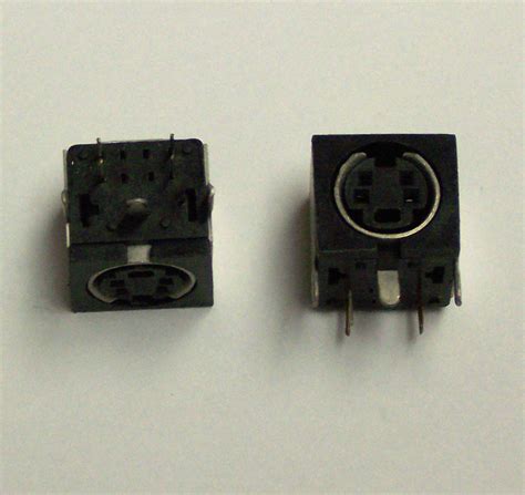 uec  pin mini din  angle pc mount shielded connector  pcs  lot price fm systems