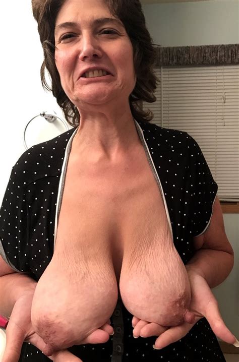 empty saggy tits forsamplesex