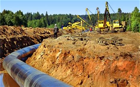 ruptured oil pipeline badly corroded