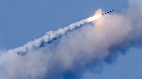 russia s new arctic missile knocks out targets in massive test launch the moscow times