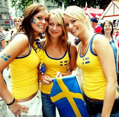 Pin By Andre On Football Girls Swedish Girls Football Girls Hot Fan