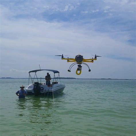 drone quadricoptere quadho quadho pour la prise de vue aerienne etanche