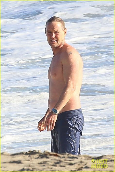 Owen Wilson Goes For A Swim In The Ocean In Malibu Photo 4459937