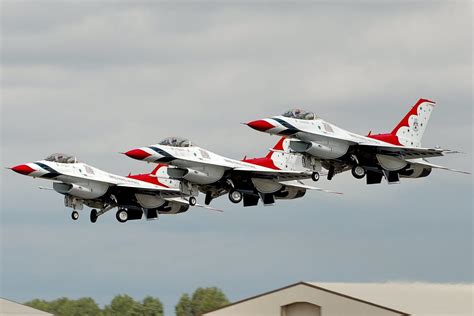 thunderbirds  usaf demo team aero corner