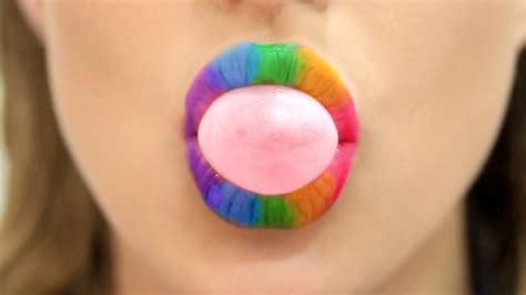 Diy Lipstick Out Of Bubble Gum Youtube