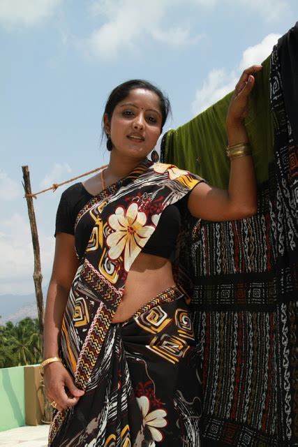 hot desi tamil aunty hot and spicy in saree photo album mallu actress
