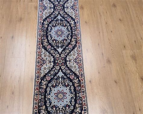 vintage handgeknoopt perzisch tapijt loper nain la  knopen   id