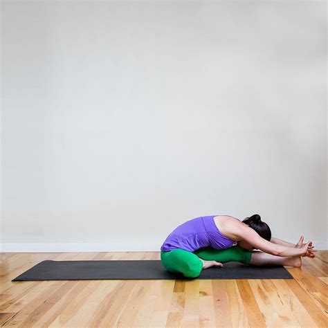 Seated Straddle Tight Hips Easy Yoga Poses Tight Hamstrings