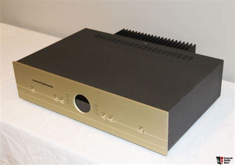 conrad johnson case integrated control amplifier obm photo  canuck audio mart