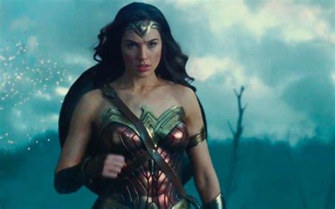 wonder woman gets a new movie trailer that features the