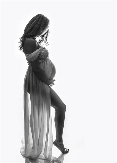 girl maternity pictures cute pregnancy pictures maternity photo