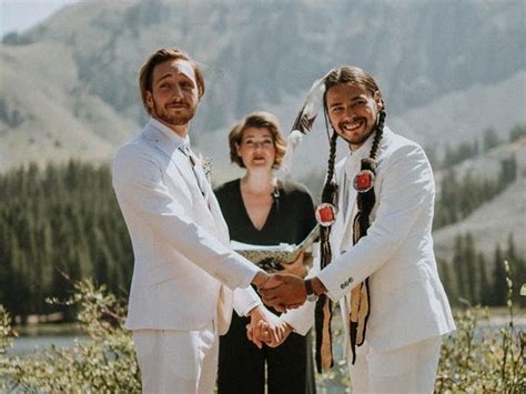 this couple mixed their cultures together in a beautiful wedding