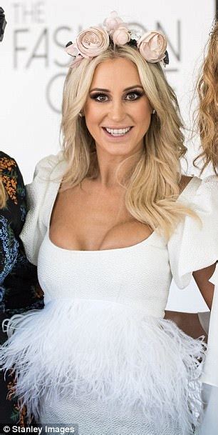 Roxy Jacenko To Undergo Breast Reconstruction Daily Mail