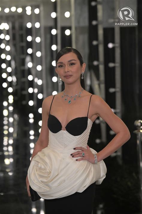 in photos all the best looks at the 2022 gma gala night