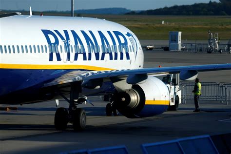 ryanair adds  flights  vilnius due  high demand endelfi