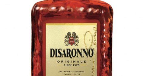 disaronno amaretto drinks  secretive liqueur  italy
