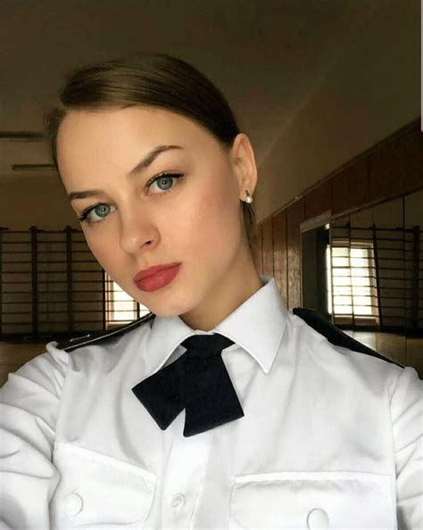 pin by hakan falez on women in uniform military women sexy flight