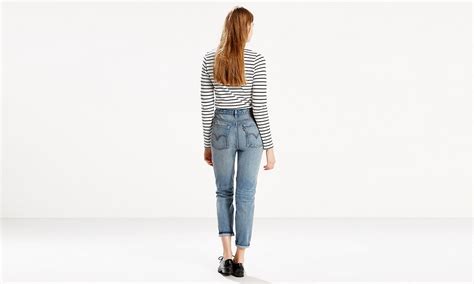 Levi’s New Butt Boosting Jeans Promise To Give You The