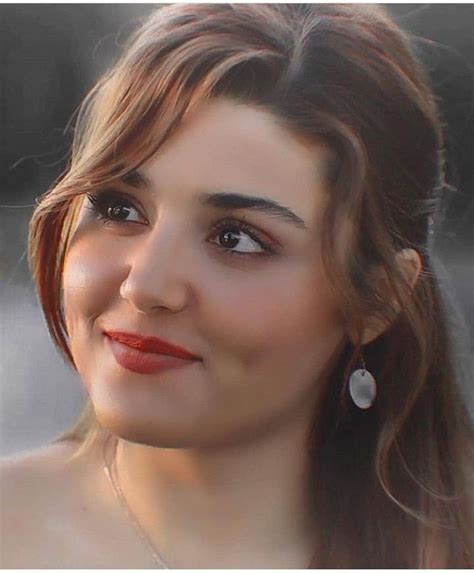 10 Most Beautiful Turkish Women