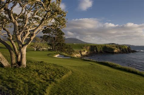 the most memorable moments from every hole at pebble beach front nine