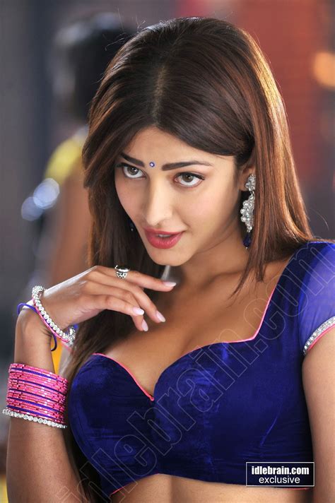 Shruti Hassan Sexy Hot Dance In ‘pimple Dimple’ Song From Telugu Film